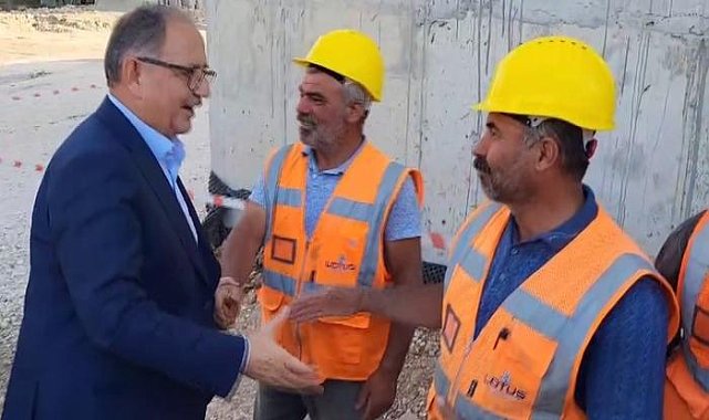 Bakan Özhaseki'nin inşaat ziyaretinde yaşandı! İşçi