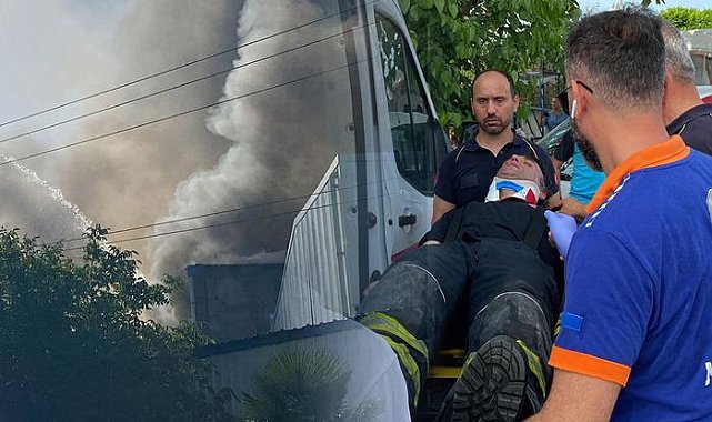 Samsun'da fabrikada yangın! Duvar itfaiye ekiplerinin üstüne çöktü: Çok sayıda yaralı var