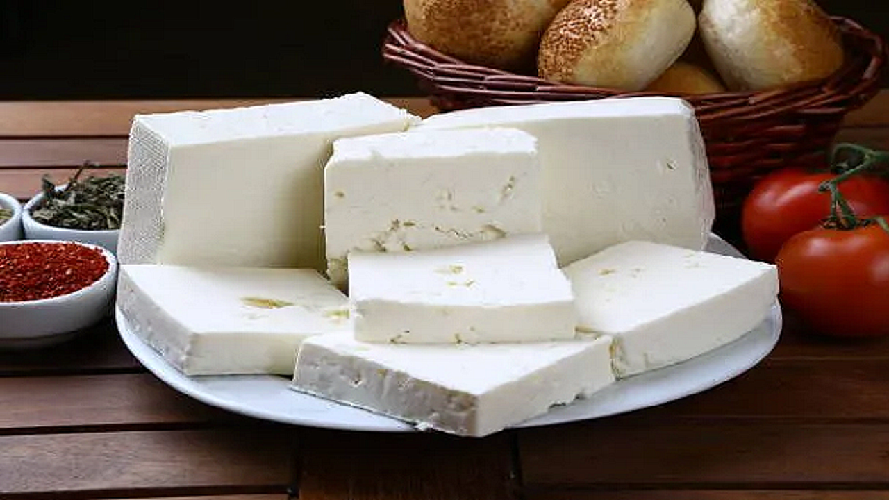 Ünlü peynir markası marketlerden kaldırıldı: Kısırlığa neden oluyor
