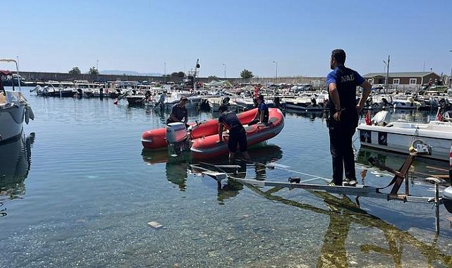 Marmara Denizi'nde kano ile açıldıktan sonra kaybolan 2 kişiyi arama çalışmaları sürüyor