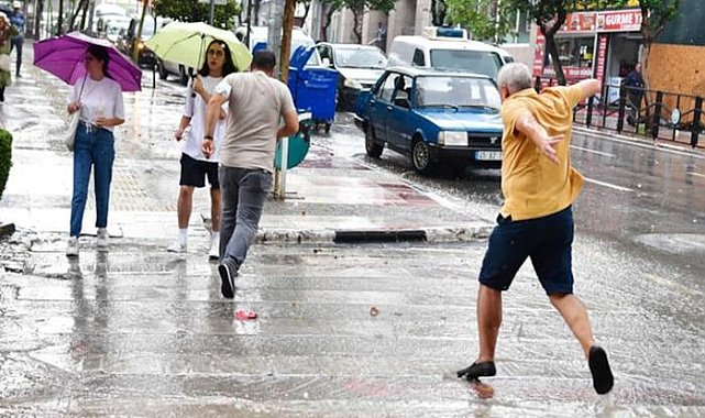 Meteoroloji, AFAD ve Valilik 'sarı' kodla uyardı! İstanbul'a geliyor