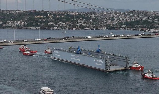 SON DAKİKA | İstanbul Boğazı'nda gemi trafiği çift yönlü olarak askıya alındı