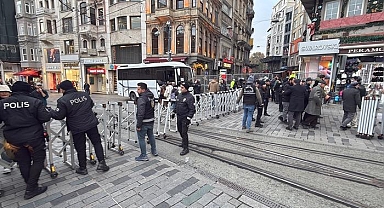 Taksim Meydanı ve çevresi polis bariyerleriyle kapatıldı